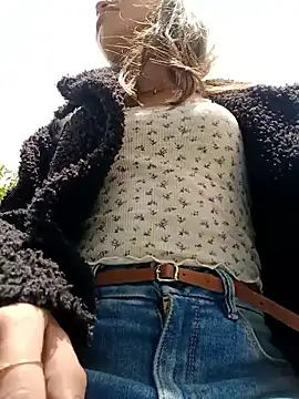 Violeta 12- online show from April 10, 2026, 5:06 pm