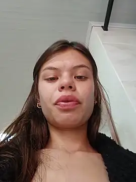 Violeta 12- online show from May 30, 2026, 4:15 pm