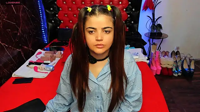 Snapshot of Anasunshine12 chatting on September 29, 2025, 1:33 am Anasunshine12 online show from September 29, 2025, 1:33 am