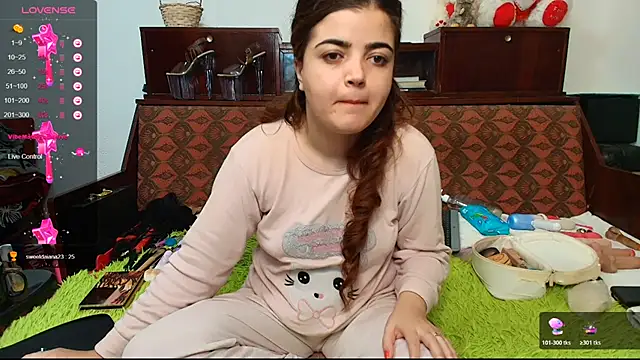 Snapshot of Anasunshine12 chatting on October 20, 2025, 1:50 am Anasunshine12 online show from October 20, 2025, 1:50 am