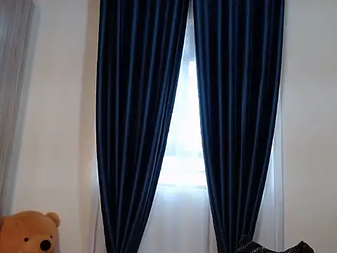 TeenieReeny online show from October 7, 2025, 1:41 pm