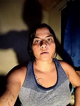 Giselabrunette25 online show from September 18, 2025, 4:14 am