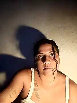 Giselabrunette25 online show from October 16, 2025, 10:27 am