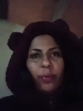 Giselabrunette25 online show from June 21, 2026, 7:55 am