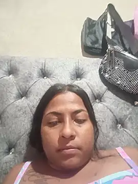 Giselabrunette25 online show from June 27, 2026, 4:39 am