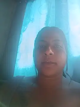 Giselabrunette25 online show from July 9, 2026, 3:27 pm