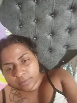 Giselabrunette25 online show from July 10, 2026, 3:33 am