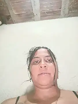 Giselabrunette25 online show from July 23, 2026, 1:08 am