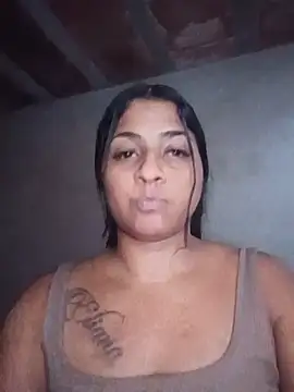 Giselabrunette25 online show from July 30, 2026, 4:17 pm