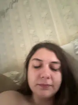 itzcheyduh online show from April 17, 2026, 11:57 am