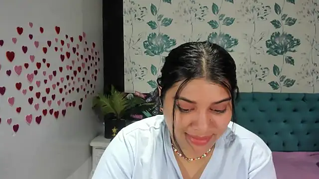 Snapshot of LindaBreeS chatting on February 9, 2025, 4:18 pm LindaBreeS online show from February 9, 2025, 4:18 pm