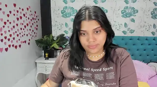 Snapshot of LindaBreeS chatting on February 25, 2025, 7:58 pm LindaBreeS online show from February 25, 2025, 7:58 pm