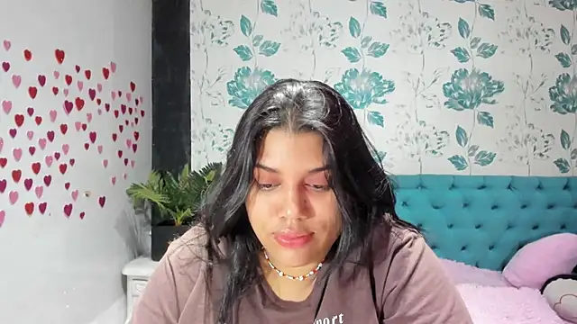 Snapshot of LindaBreeS chatting on March 22, 2025, 9:31 pm LindaBreeS online show from March 22, 2025, 9:31 pm