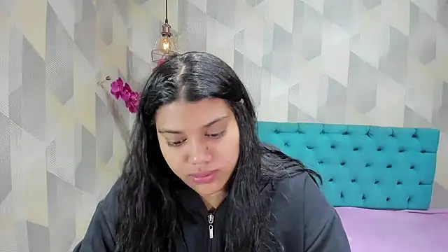 Snapshot of LindaBreeS chatting on October 14, 2025, 1:12 pm LindaBreeS online show from October 14, 2025, 1:12 pm