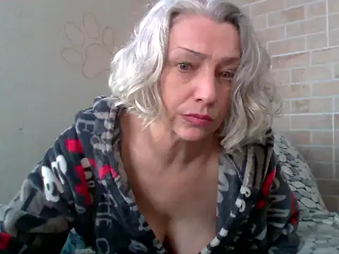 Lorie Carrie online show from February 13, 2026, 10:00 am