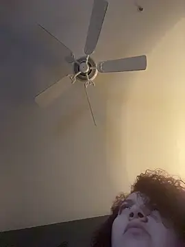 lolabun247 online show from November 8, 2025, 10:59 am