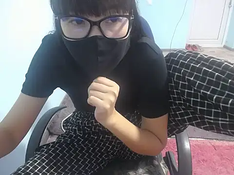 elllaaxx online show from May 30, 2026, 5:15 am