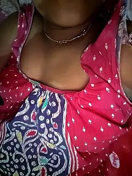 sexyindi couple online show from February 3, 2026, 10:04 pm