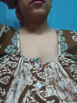sexyindi couple online show from June 10, 2026, 7:51 am
