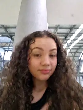 Snapshot of Angela_hank2 chatting on March 17, 2025, 10:17 pm Angela hank2 online show from March 17, 2025, 10:17 pm