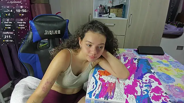 Snapshot of Angela_hank2 chatting on September 25, 2025, 4:05 am Angela hank2 online show from September 25, 2025, 4:05 am