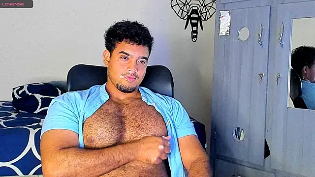 Big furry bear13 online show from March 7, 2025, 8:02 am