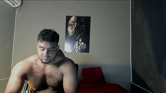 Big furry bear13 online show from April 17, 2026, 6:49 am