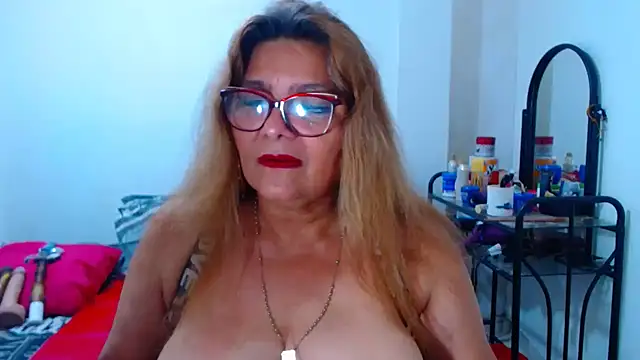 maturehot649 online show from March 1, 2026, 2:13 am