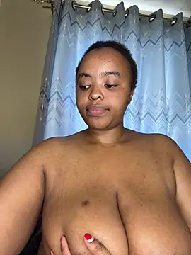 Linahlove online show from March 10, 2026, 10:09 am