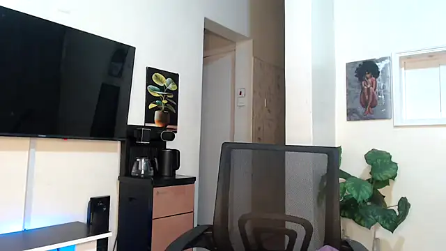 Snapshot of Horny_princes chatting on January 30, 2025, 9:15 am Horny princes online show from January 30, 2025, 9:15 am