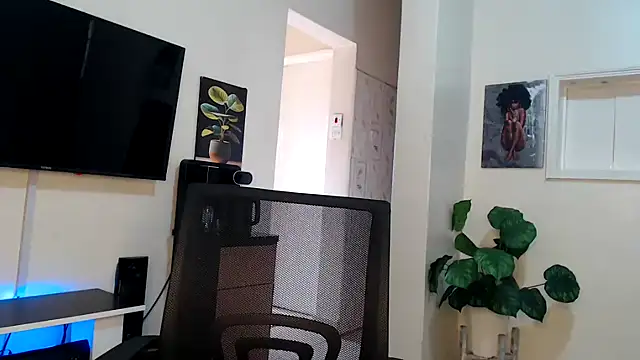 Snapshot of Horny_princes chatting on February 1, 2025, 11:54 am Horny princes online show from February 1, 2025, 11:54 am