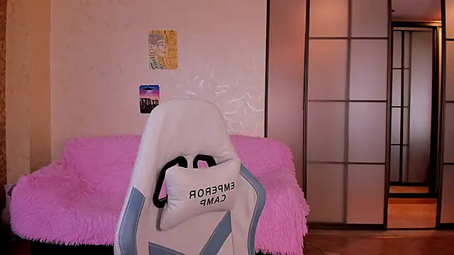 Ksuhesa online show from March 14, 2026, 8:09 am