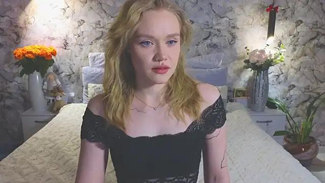 Aurora Golden1 online show from February 17, 2026, 4:35 pm