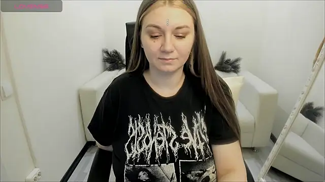 Snapshot of AlisaBacker chatting on December 26, 2024, 1:07 am AlisaBacker online show from December 26, 2024, 1:07 am