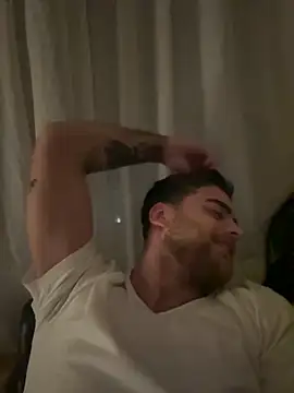 Snapshot of cubalibre02 chatting on March 27, 2026, 11:04 pm cubalibre02 online show from March 27, 2026, 11:04 pm