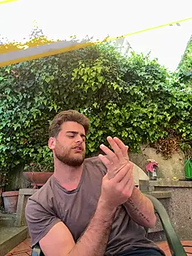 Snapshot of cubalibre02 chatting on April 7, 2026, 11:10 am cubalibre02 online show from April 7, 2026, 11:10 am