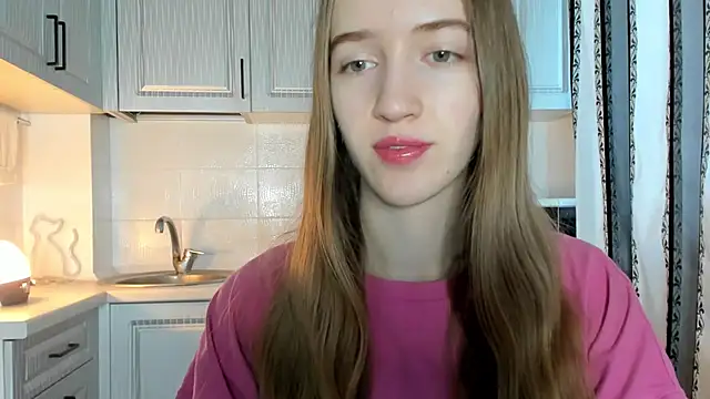 Snapshot of leslie_my_lovee chatting on November 20, 2025, 11:32 am leslie my lovee online show from November 20, 2025, 11:32 am