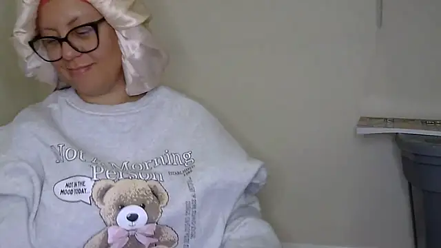 Paisleehaze online show from November 29, 2025, 7:28 pm