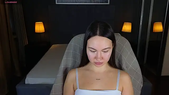 GIGI BENNET online show from January 2, 2025, 9:00 am