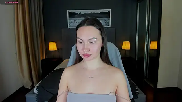 GIGI BENNET online show from January 25, 2025, 9:04 am