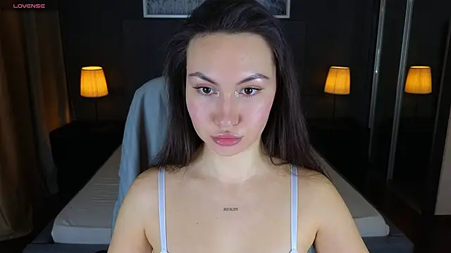 GIGI BENNET online show from January 26, 2025, 5:34 am