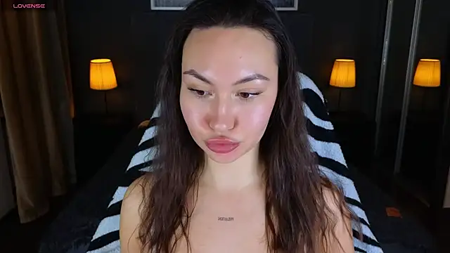 GIGI BENNET online show from January 29, 2025, 8:51 am