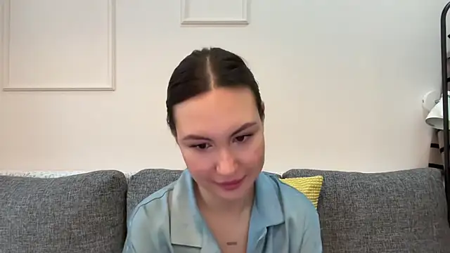 GIGI BENNET online show from March 3, 2025, 8:05 am