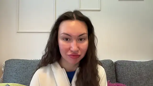 GIGI BENNET online show from March 17, 2025, 5:01 am