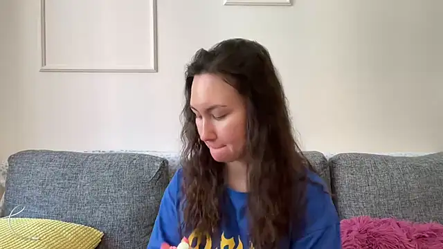 GIGI BENNET online show from March 17, 2025, 8:07 am