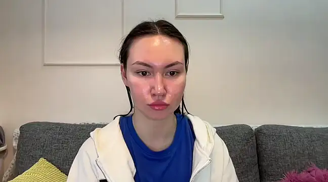 GIGI BENNET online show from March 18, 2025, 4:58 am