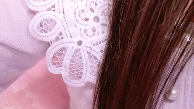 Snapshot of x--Miu--x chatting on January 5, 2025, 11:15 am x--Miu--x online show from January 5, 2025, 11:15 am