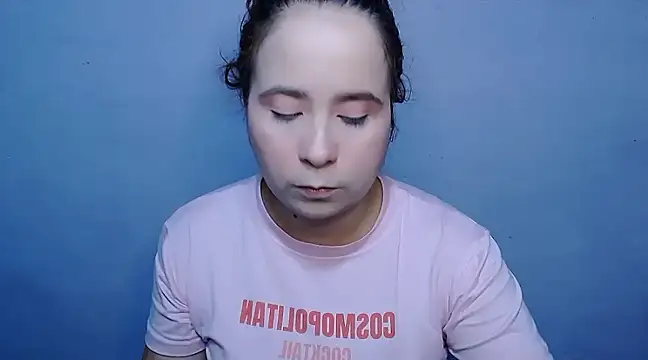 Snapshot of SubLayla01 chatting on December 6, 2024, 6:28 pm SubLayla01 online show from December 6, 2024, 6:28 pm