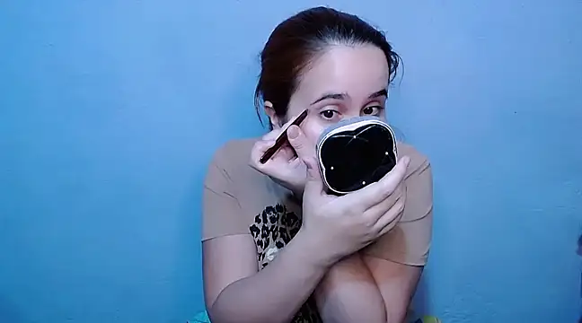 Snapshot of SubLayla01 chatting on January 10, 2025, 5:34 pm SubLayla01 online show from January 10, 2025, 5:34 pm