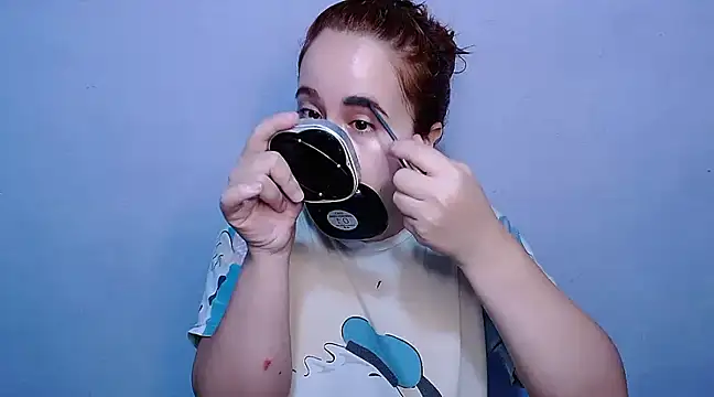 Snapshot of SubLayla01 chatting on February 3, 2025, 11:20 am SubLayla01 online show from February 3, 2025, 11:20 am